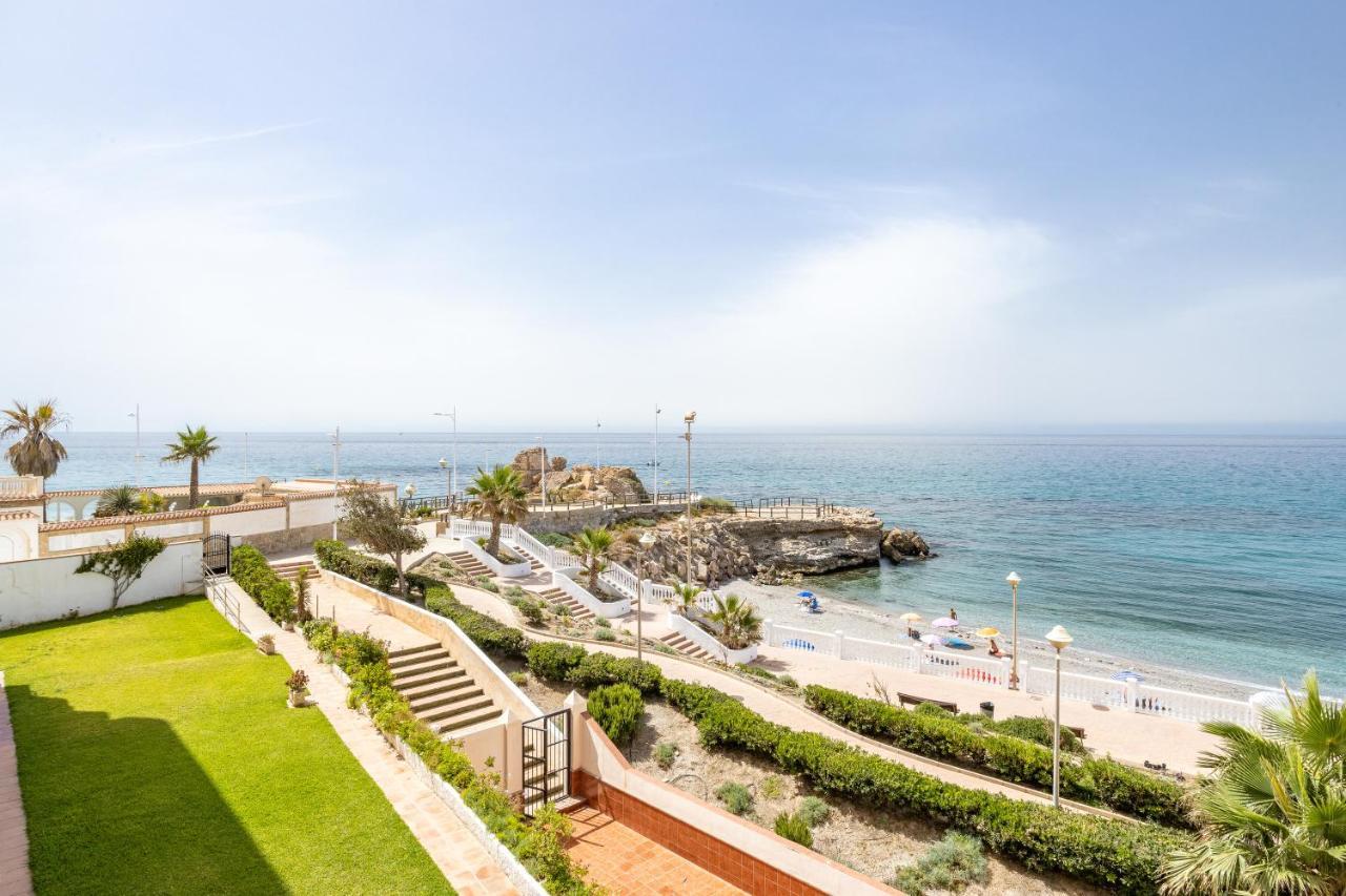 Stylish Apartment With Sea View Nerja Buitenkant foto