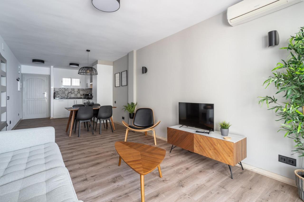 Stylish Apartment With Sea View Nerja Buitenkant foto